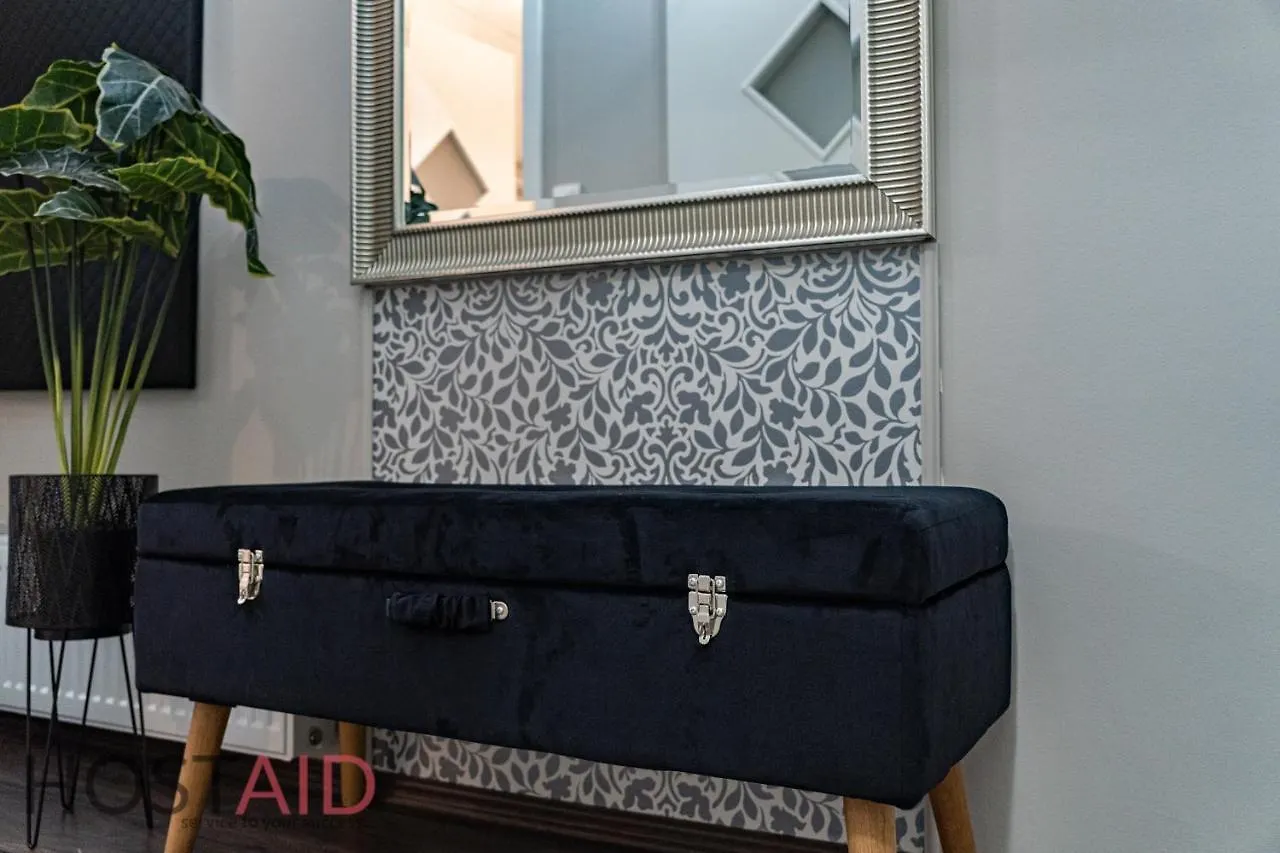 V68 Design Apartment - Hostaid Budapest